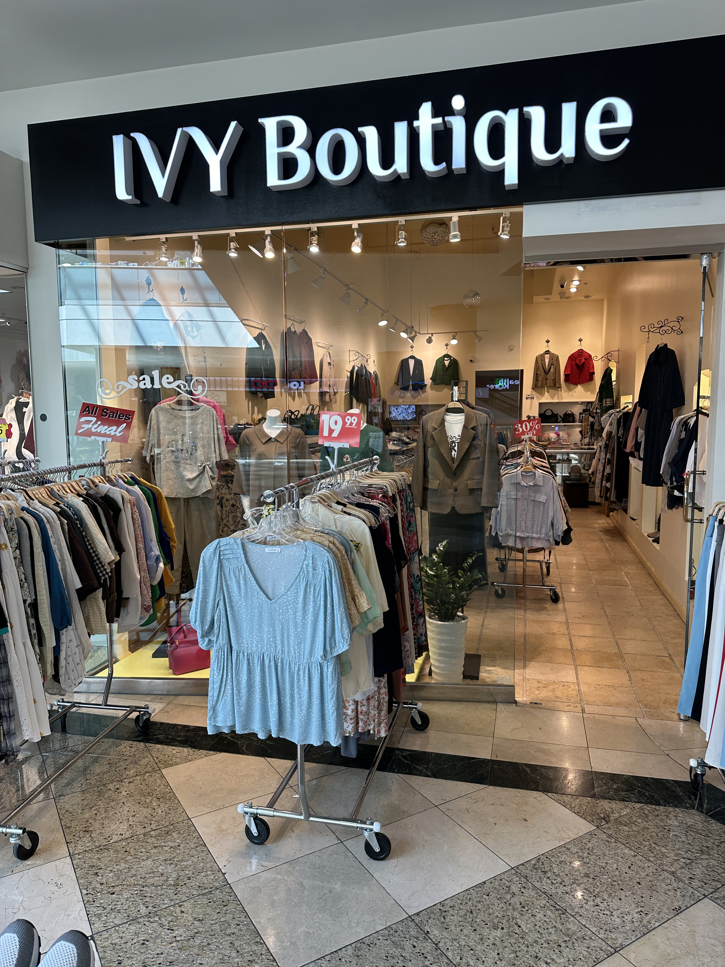 #201 ivyboutique
